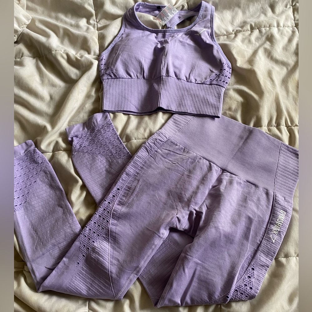 GYMSHARK Lilac size small seamless workout set / leggings and sports bra